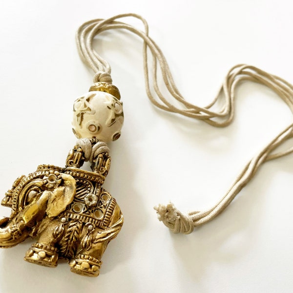 Vintage Unsigned Jacky de G Brass Tone Elephant Pendant Long Cord Necklace