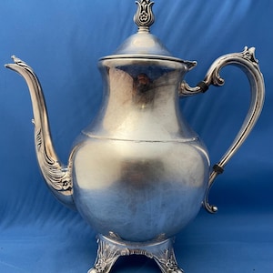 FB Rogers Silver Co. Silver Plate Tea Coffee Pot