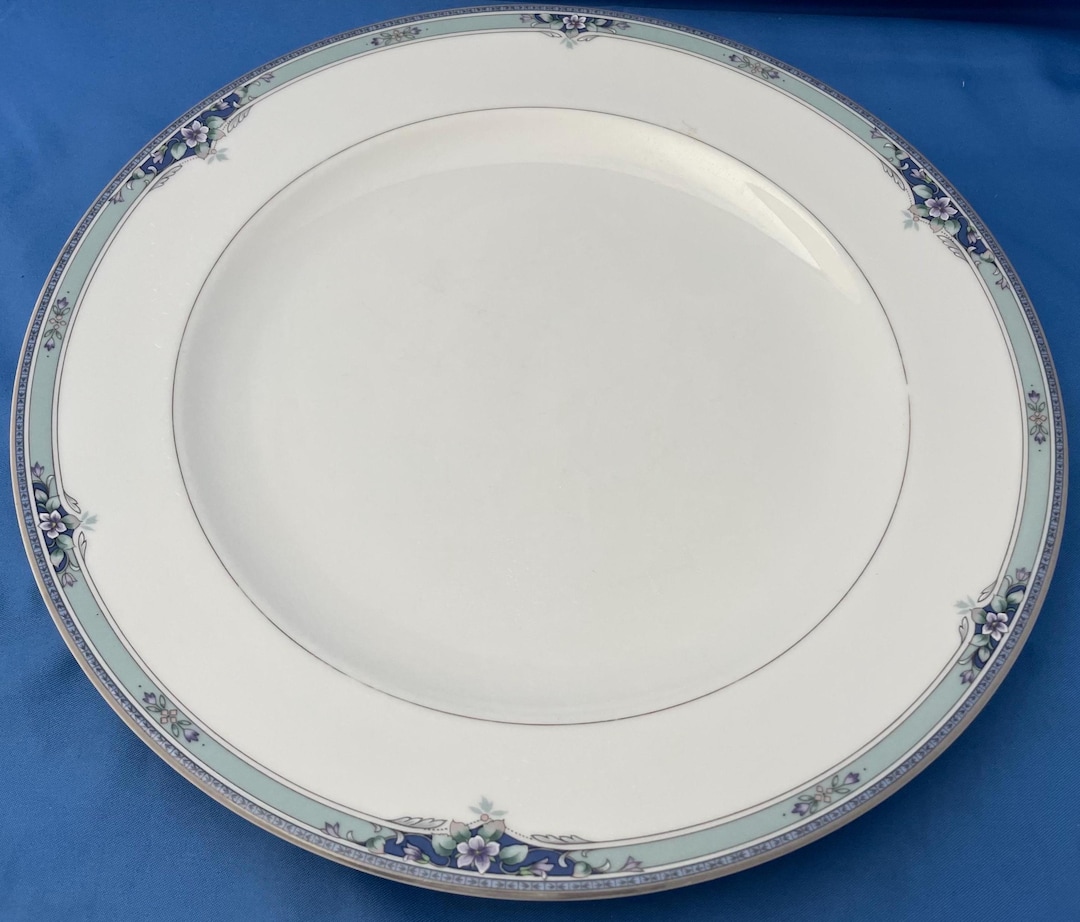Christopher Stuart Y0230 Stratford Fine China Plates - Etsy