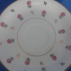 Noritake Rosalie Porcelain Plates Made In Japan, 78 pieces