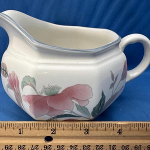 Mikasa Continental Silk Flower Plates and Cups Japan image 11