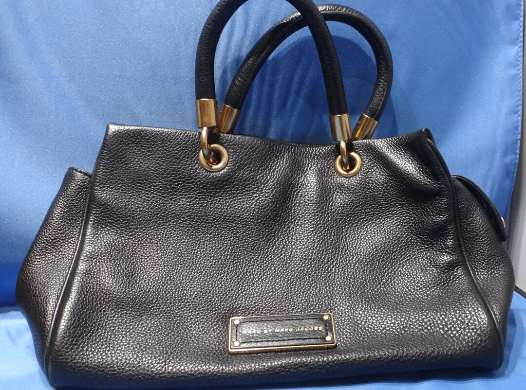 Marc By Marc Jacobs Black Handbag Marc by Marc Jacobs Black Leather Handbag - Etsy