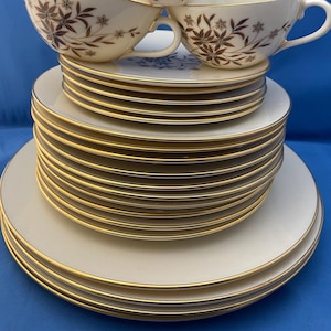 Lenox Starlight Brown Blumen-Teller und Tassen