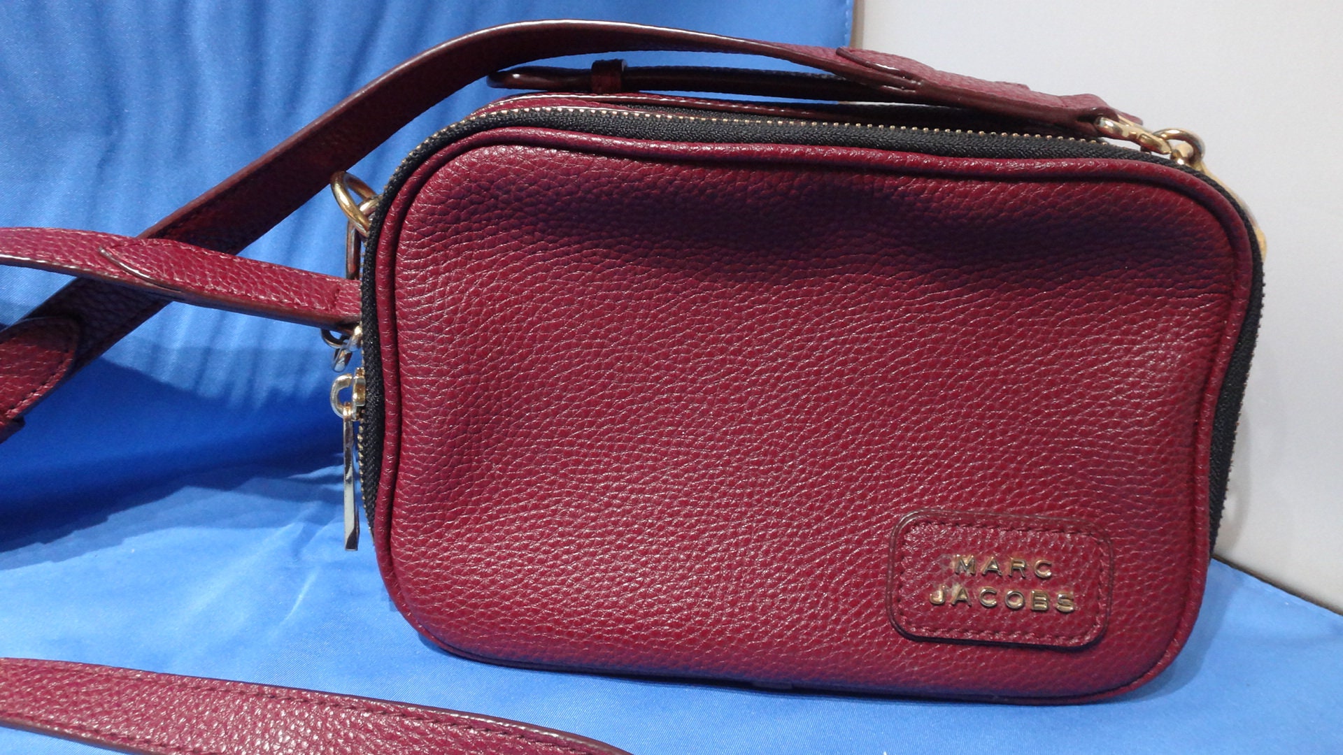 Marc Jacobs Leather Crossbody Shoulder Bag