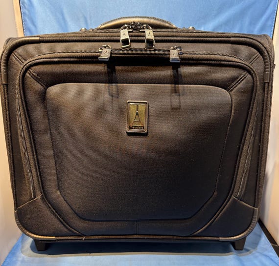 Travelpro Crew VersaPack Rolling Carry-On Bag