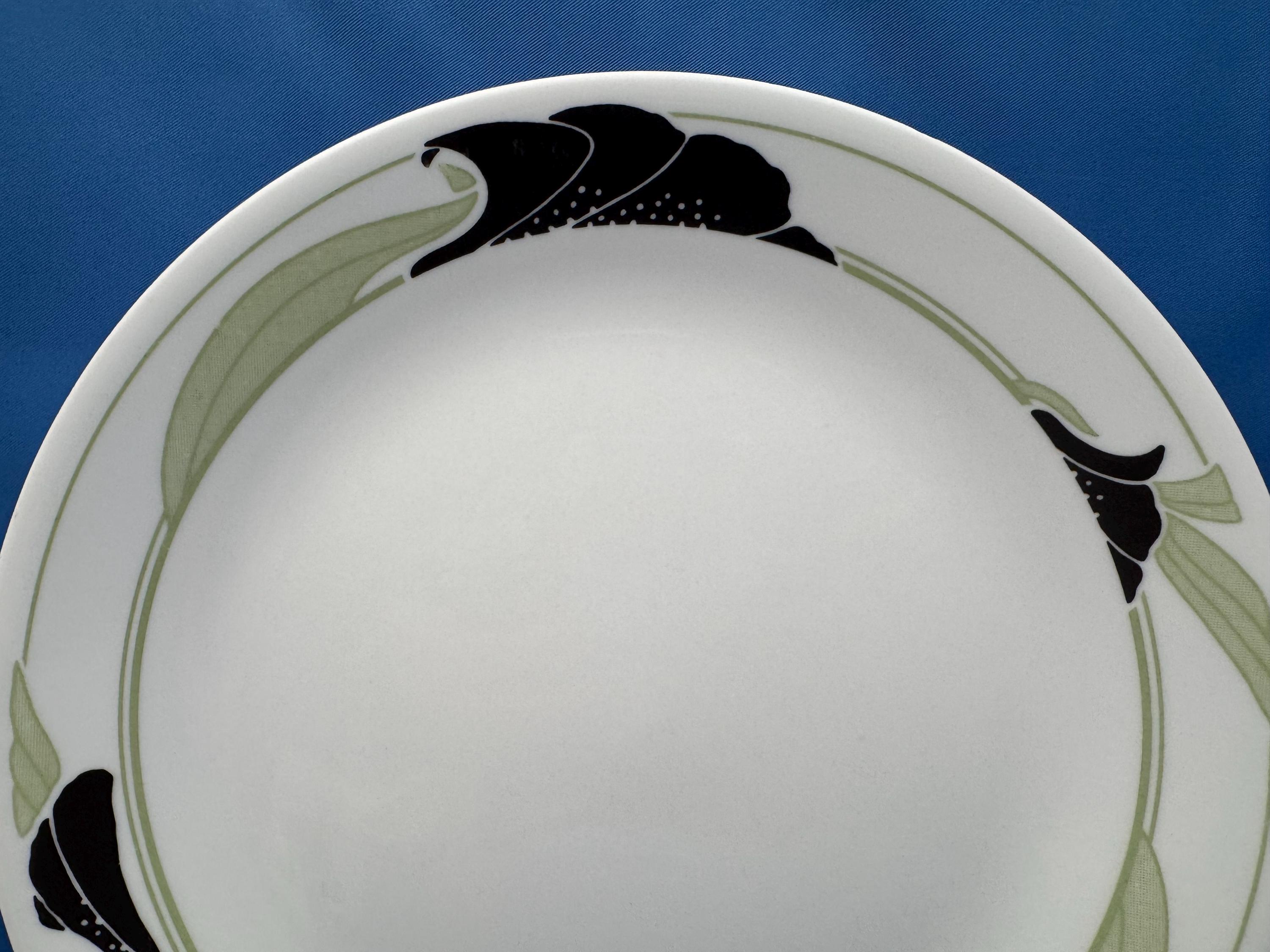 Corelle by Corning Black Orchid Pattern Dinner Plates - Etsy
