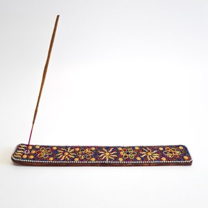 Wooden Incense Burner Rainbow Colourful Handset Beads Handcarved Buddhism Natural Medicinal Buddhist Yoga Meditation Healing Aromatherapy