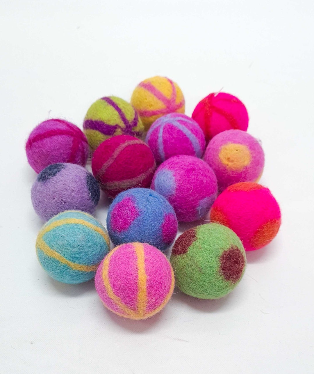 Xballs Lot de 3 balles de jonglage professionnelles 120 g – 10 belles couleurs disponibles – Balles de Xballs Lot de 3 balles de jonglage professionnelles 120 g – 10 belles couleurs disponibles – Balles de