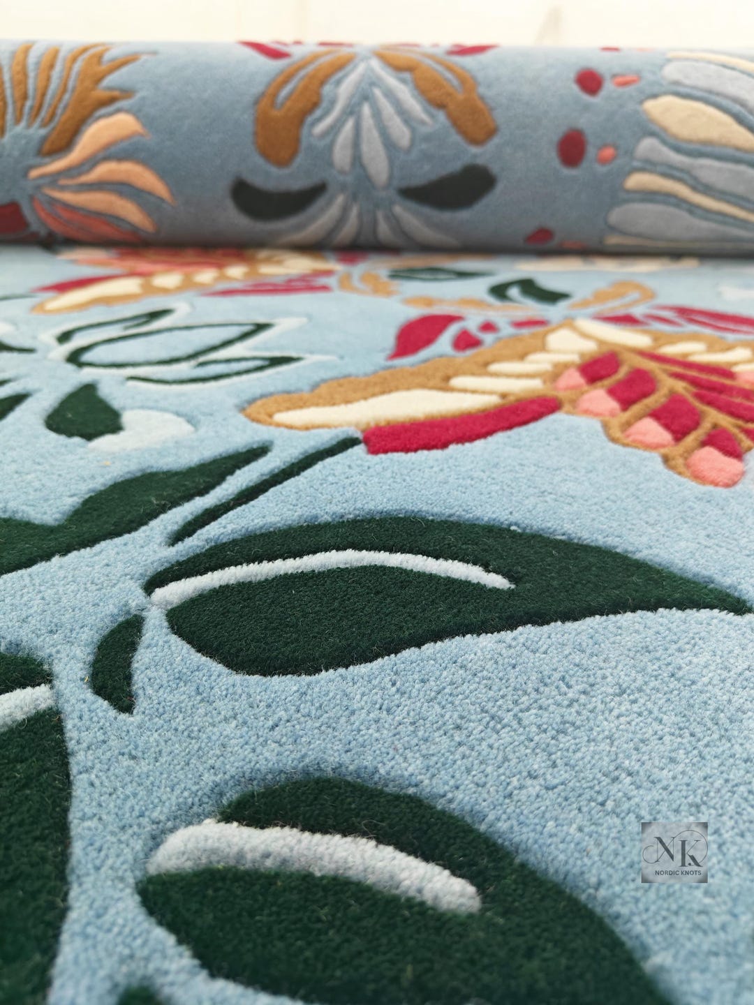 Hand Tufted Wool Rug: Modern Floral Design, Light Blue, Natural Dye ...