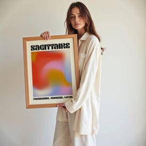 Znak zodiaku Strzelec Sztuka ścienna Gradient Aura Sztuka retro Pastelowy nadruk zodiaku Duchowa sztuka ścienna Astrologia Prezent Sztuka ścienna dla Strzelca