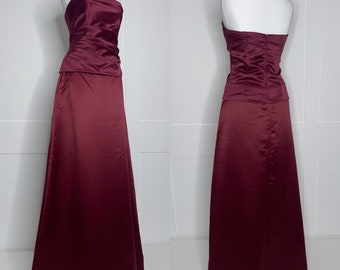 Vintage prom dress, retro Y2K two piece burgundy corset top & skirt evening, formal, party, ball, cruise, black tie, special occasion dress