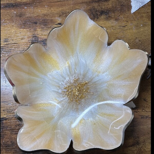 Flower resin bowl