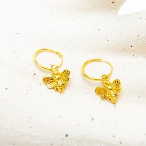Bina Hoops, Bienen Ohrringe aus 925er Sterling Silber mit 14K-Echtgoldlegierung, Bienen Creolen, natürliche minimalistische Ohrringe