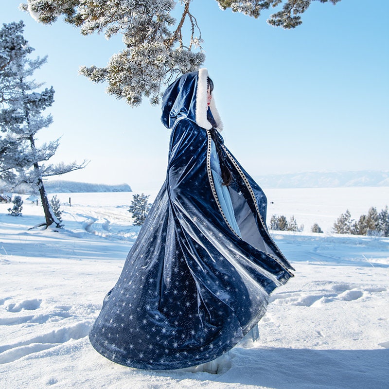 Women winter cloak with hood,Capes with hood,Vintage Magic blue cloak,Blue  velvet fantasy cloak,winter cloak for snow,hooded cloak Cape -  Portugal