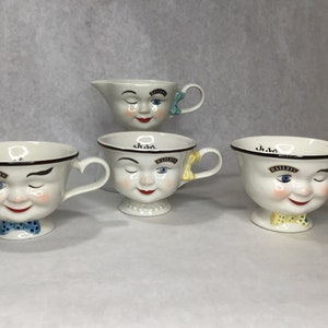 Vintage Bailey&#39;s Cups & Creamer (4)