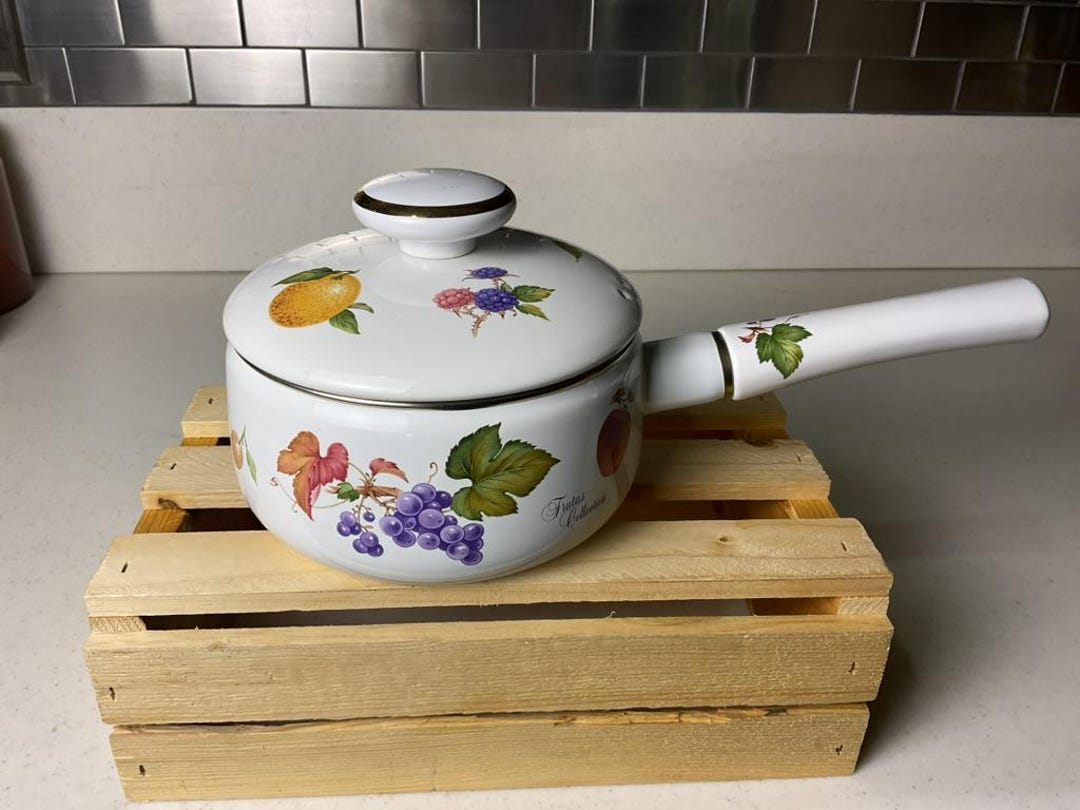 Fruitus Vintage Enameled Saucepan by Fuji Horo