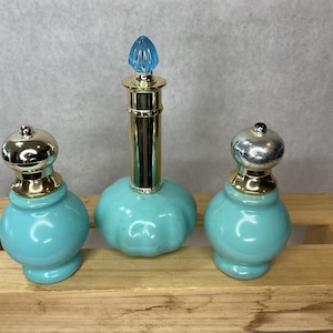 Vintage Avon Bird of Paradise Misting Decanter and Two Spray Bottles (3)