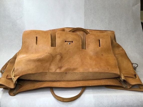 Vintage Cowhide and Leather Cross Carry or Handle… - image 8