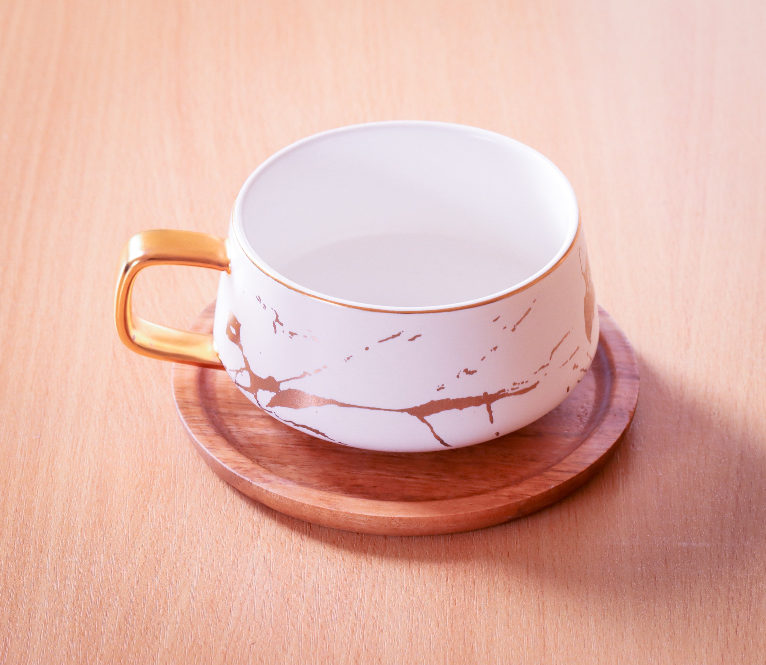 Tasses porte-gobelet à café japonais support de rangement en bois de bureau  Mini tasse d'eau de lait en céramique de Style nordique avec poignée dorée