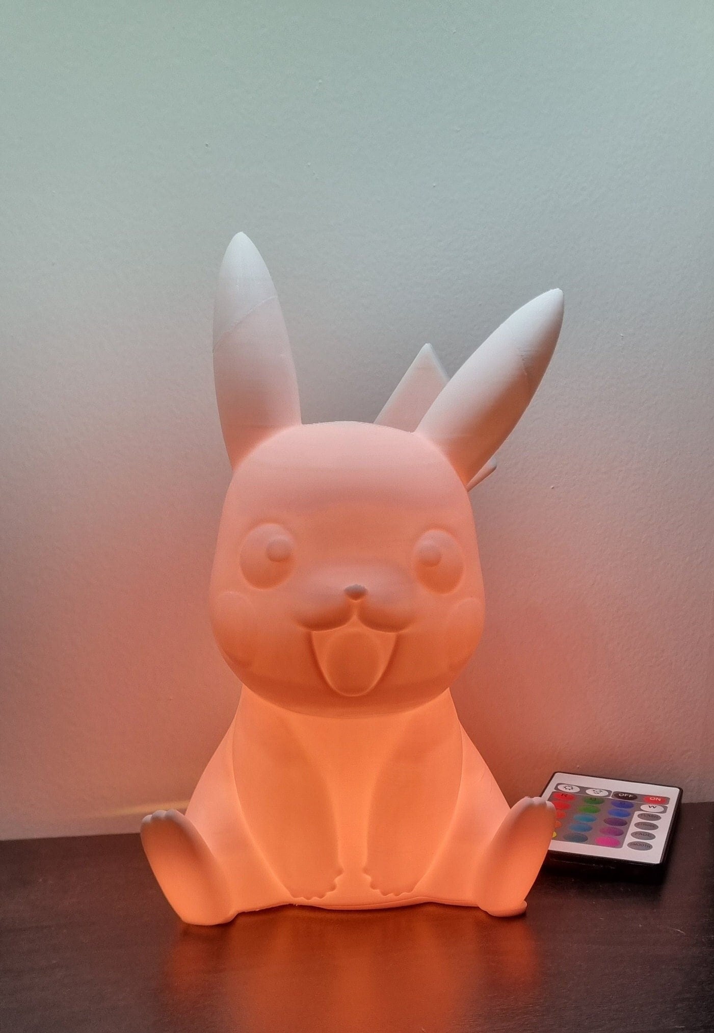 Veilleuse Pokémon Pikachu pour enfants, lampe de chevet, figurine d'anime  mignon