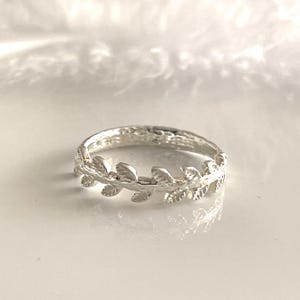 925 silver ring stacking ring leaves ring women size 58 and 59 leaf jewelry delicate modern ladies ring floral modernist ring for her