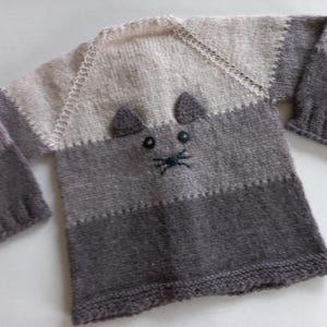 Stickmönster för baby-/barnjacka i 7 storlekar, med kattmotiv, PDF-fil på tyska, varv för varv, detaljerad, tillverkad av ren ull, unisex