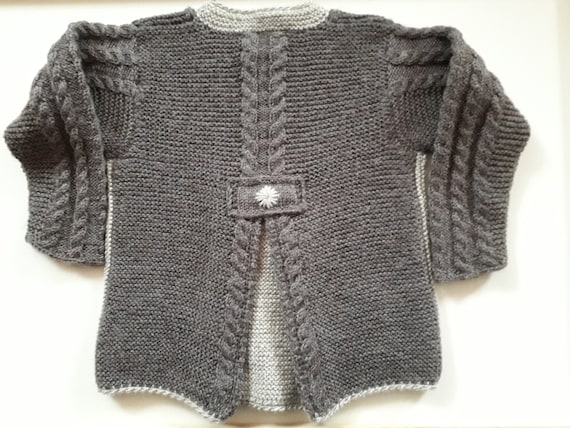 Strickanleitung Kinder-Trachtenjacke, Gr. 110-116, ca. 4-5 Jahre, Schurwolle ,raffinierte Details, detailgenau, Schritt für Schritt mit Foto