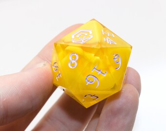 Single handmade oversized 20-sided Dice (30mm D20): Lemon Squeezy