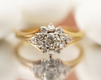 18ct Vintage Cluster Ring with Diamonds, 1970s Gold Engagement Ring, Gold Flower Ring