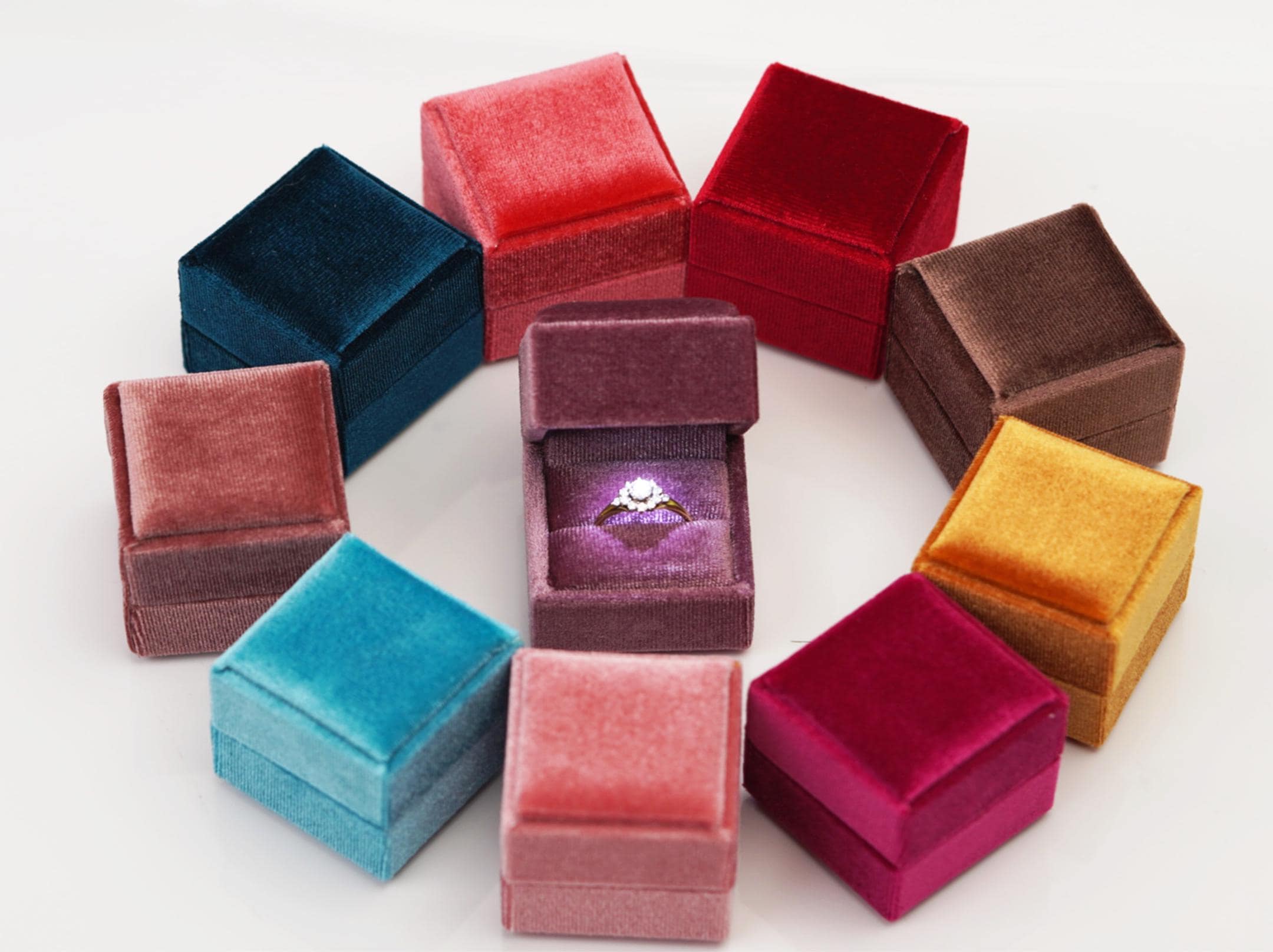 Great Quality Velvet LED Ring Box, 10 Colors, Hot Pink, Square ...