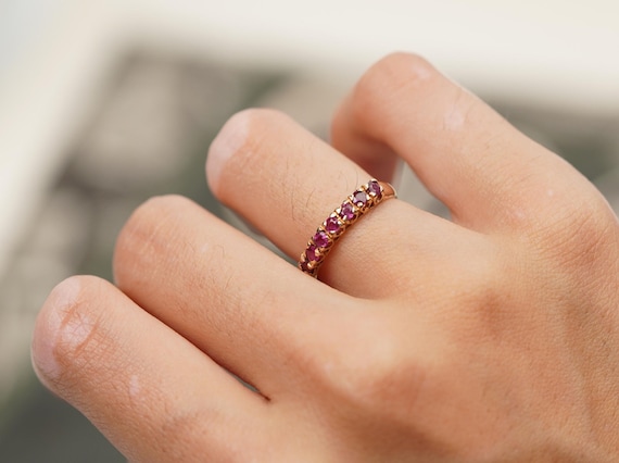 14ct Antique Seven Stone Ruby Ring, Alternative R… - image 2