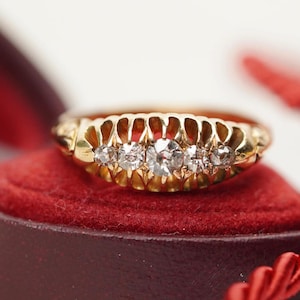 18ct Victorian Five Stone Diamond Ring: Antique Gold Jewelry