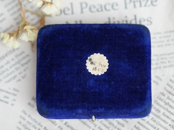 Antique Blue Velvet Stud Box, Antique Velvet Jewe… - image 8