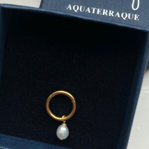 Freshwater pearl septum clicker 16-18G