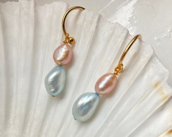 Pendientes de perlas pastel azules y rosas de María Antonieta