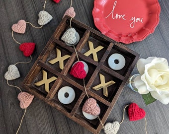 Heart Garland, Valentines Day Garland, Yarn Heart Garland, Rustic Valentine Decor, Rustic Decor, Valentines Day Decor