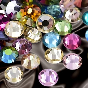 Rhinestone Flatback Glass Crystals – Imitation Swarovski with Silver Back