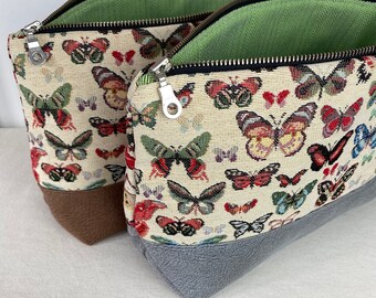 Schminktasche, große Kulturtasche, Kosmetiktasche, Schmetterlinge. Veganes Leder. Handgefertigt von Buidel Amsterdam.