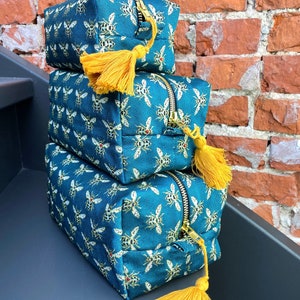 Borsa per il trucco, custodia da viaggio per articoli da toilette, borsa per cosmetici, borsa squadrata, ape, verde smeraldo, oro, pelle vegana. Fatto a mano da Buildel Amsterdam immagine 8