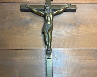 Crucifix 11" - Lovell Mfg Inc Williams Bay Wisconsin