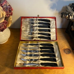 Vintage Pierre Alain Edelstahl Messer/Gabel Set in Box