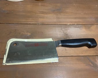 Zwilling J.A. Henckels 31095-150 - 6 Inch Cleaver
