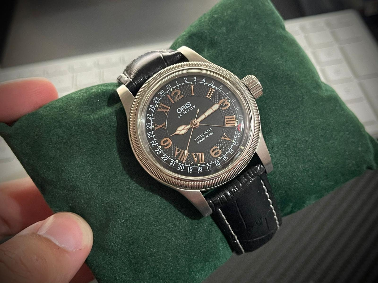 oris classic date 42mm