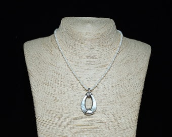 Collar de perlas / Collar de capas / Collar mínimo / Concha natural de nácar con colgante de plata esterlina