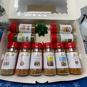 Deluxe Variety Seasoning Collection Box: Seasoning salts, Seasoning Mixes Gift, Salt-Free Blends, and More!