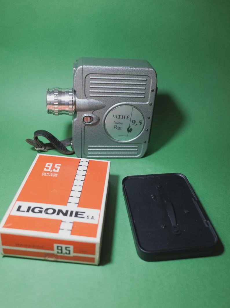 Pathe Freres: Webo M 9.5 Price Guide: estimate a camera value