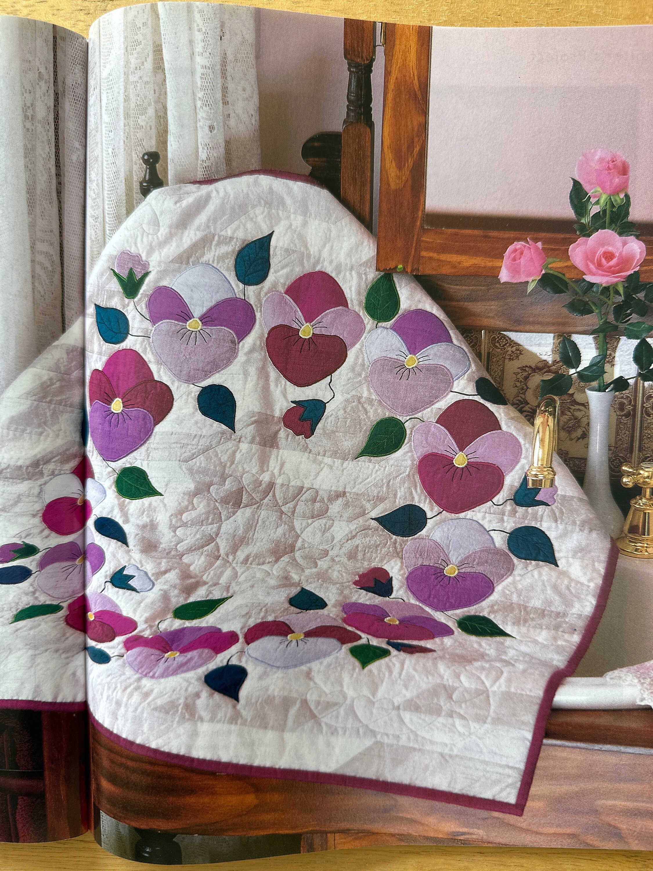 A Quilters Garden Machine Appliqué Quilt Pattern Bookazine by - Etsy