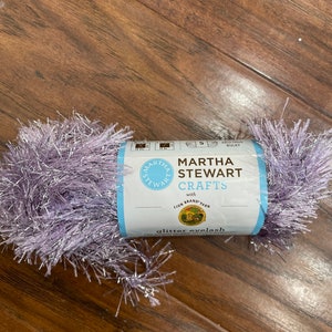 Martha Stewart Crafts Gitter Eyelash