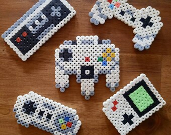 Perler Beads Temple Beads GAMING Pendants and Magnets Gameboy/Gamecontroller