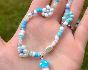 Daisy Necklace, Daisy Choker Necklace, Pearl Necklace, Flower Necklace, Mushroom Necklace
